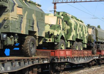 военные