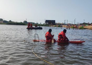 утонули