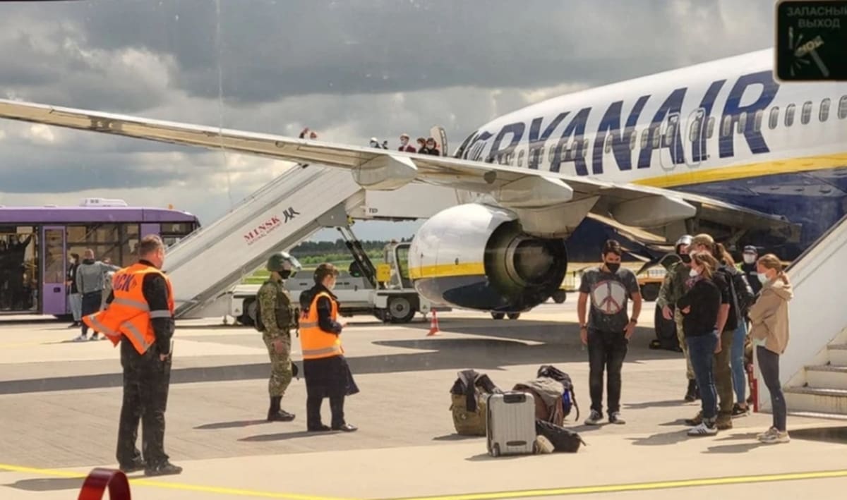 ryanair в Минске