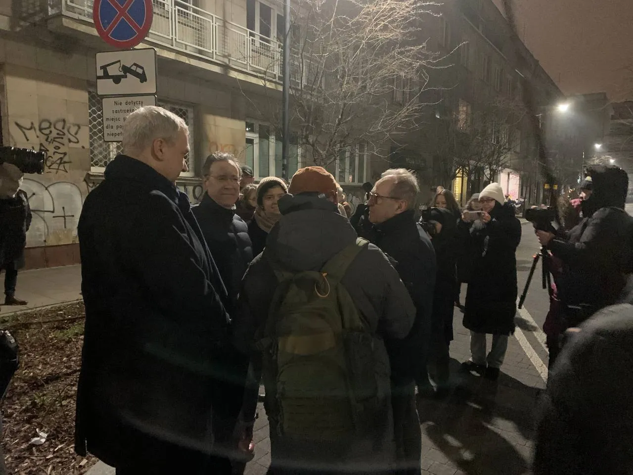 дипломаты